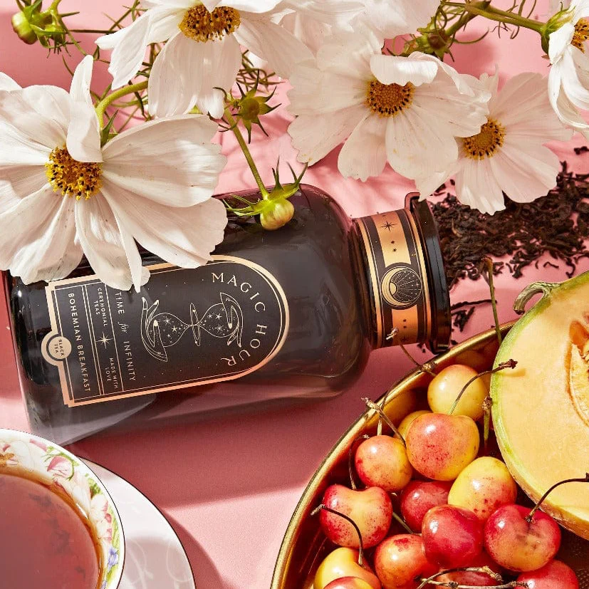 Bohemian Breakfast Vanilla Puerh Black Tea for Digestion & Energy - Image 3